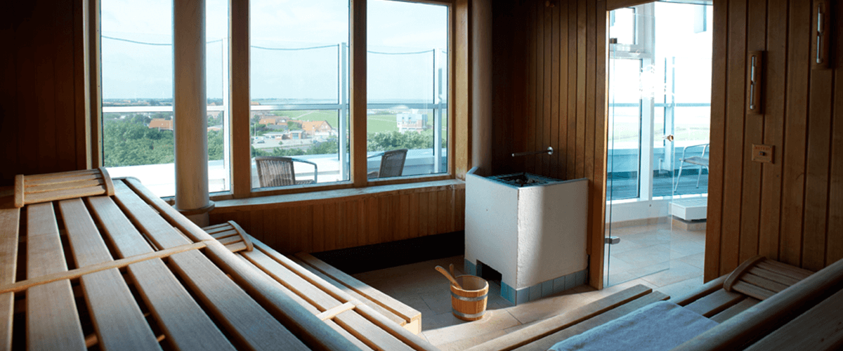 Sauna mit Blick auf Deich und Wattenmeer 25 Meter über der Nordsee