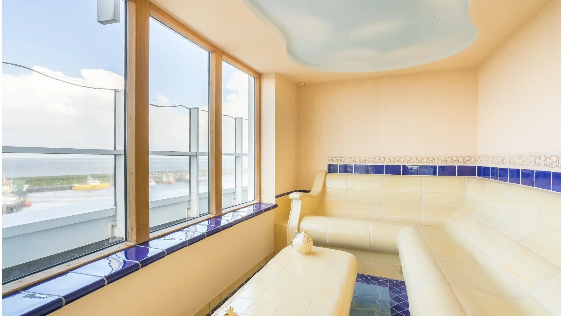 View from the tepdidarium 25m